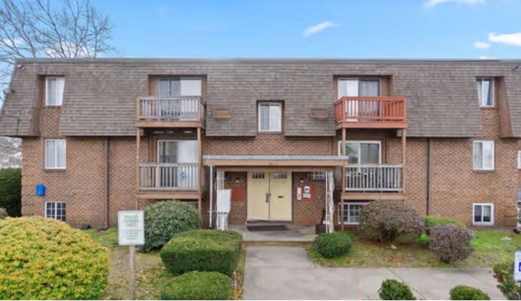 10 Josephine Street 207, North Providence, RI 02904