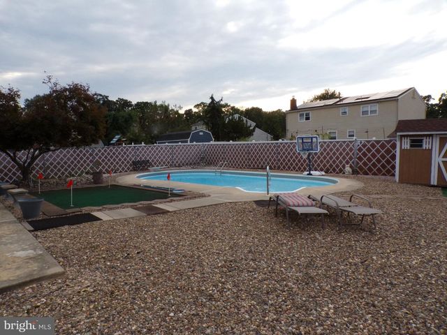 5 BROOKSIDE DR, Sewell, NJ 08080