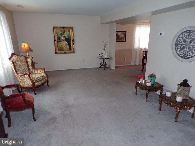 5 BROOKSIDE DR, Sewell, NJ 08080