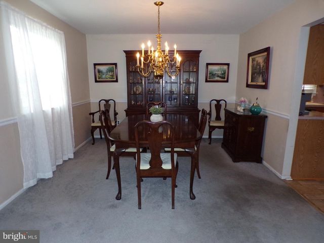 5 BROOKSIDE DR, Sewell, NJ 08080