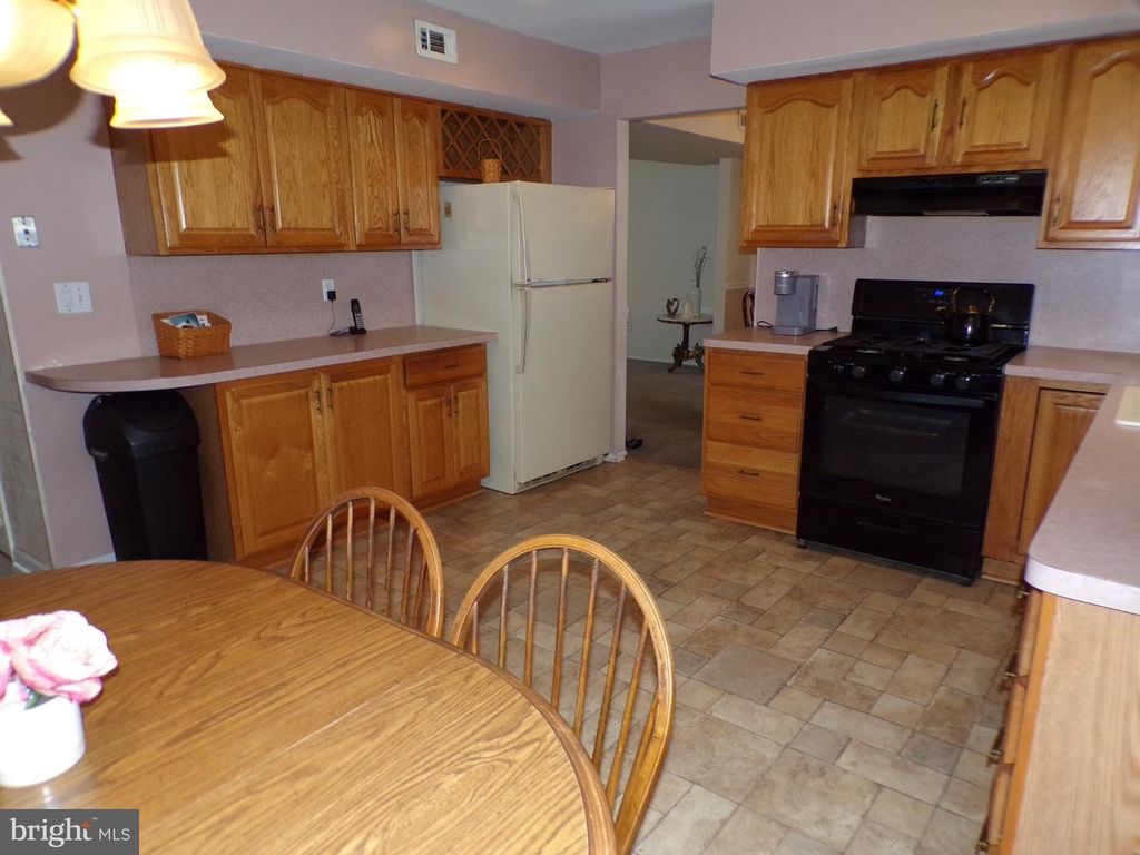 5 BROOKSIDE DR, SEWELL, NJ 08080 — photo 3