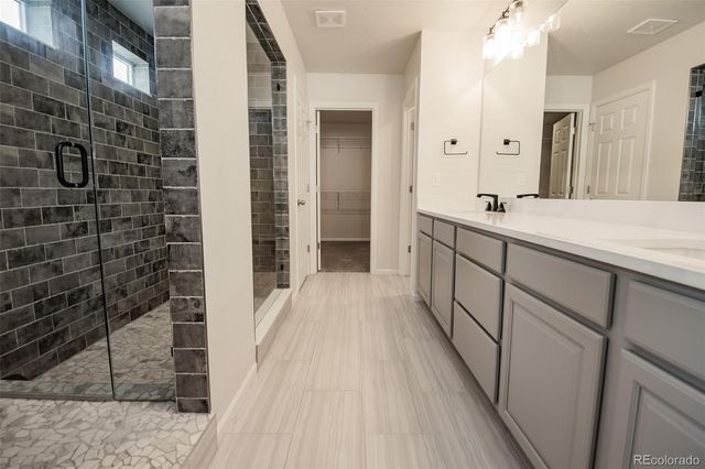 3950 Eaton Park Street, Aurora, CO 80019