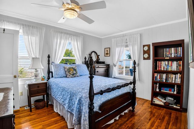 580 Parker Dr., Pawleys Island, SC 29585