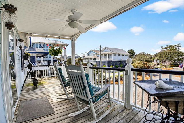 580 Parker Dr., Pawleys Island, SC 29585