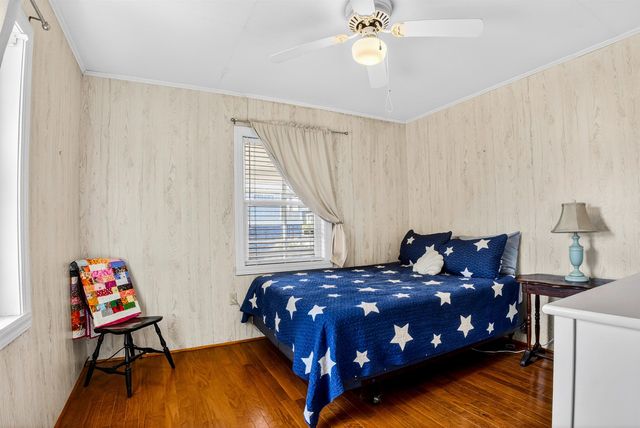 580 Parker Dr., Pawleys Island, SC 29585