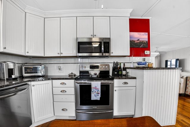 580 Parker Dr., Pawleys Island, SC 29585