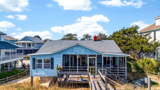 580 Parker Dr., Pawleys Island, SC 29585
