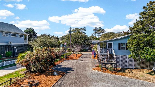 580 Parker Dr., Pawleys Island, SC 29585
