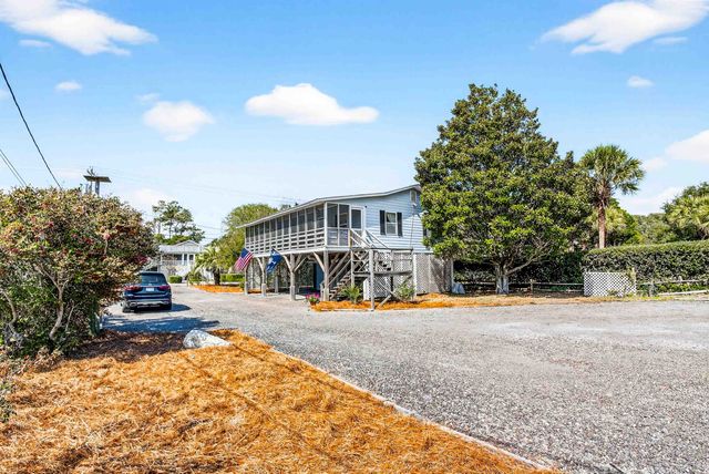 580 Parker Dr., Pawleys Island, SC 29585