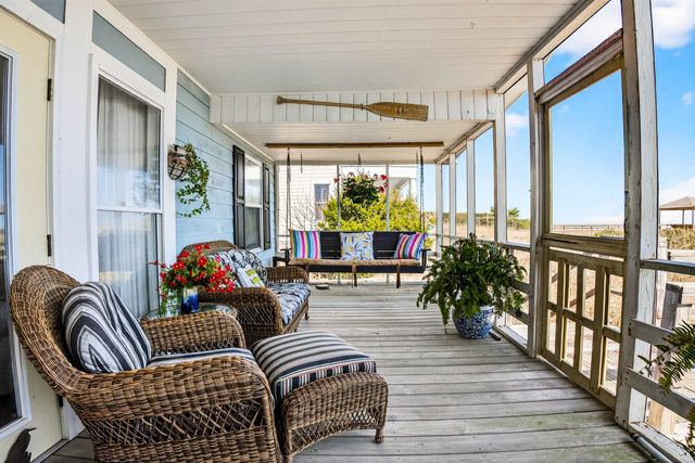 580 Parker Dr., Pawleys Island, SC 29585