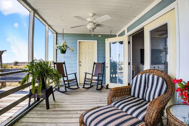 580 Parker Dr., Pawleys Island, SC 29585