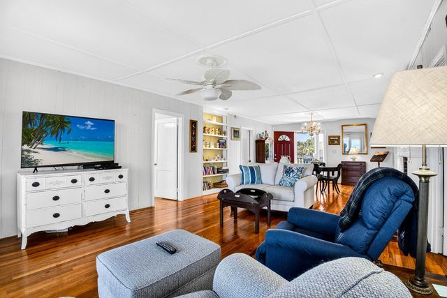 580 Parker Dr., Pawleys Island, SC 29585