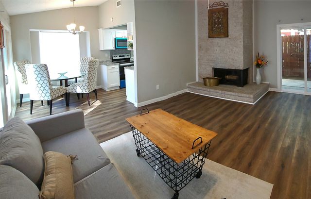 1803 Sherwood Place, Carrollton, TX 75006