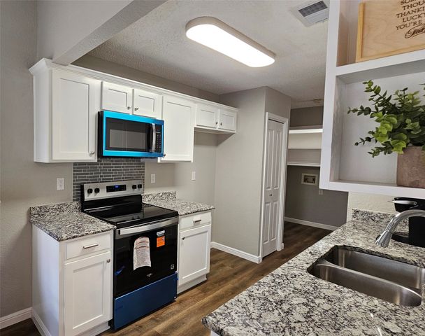 1803 Sherwood Place, Carrollton, TX 75006