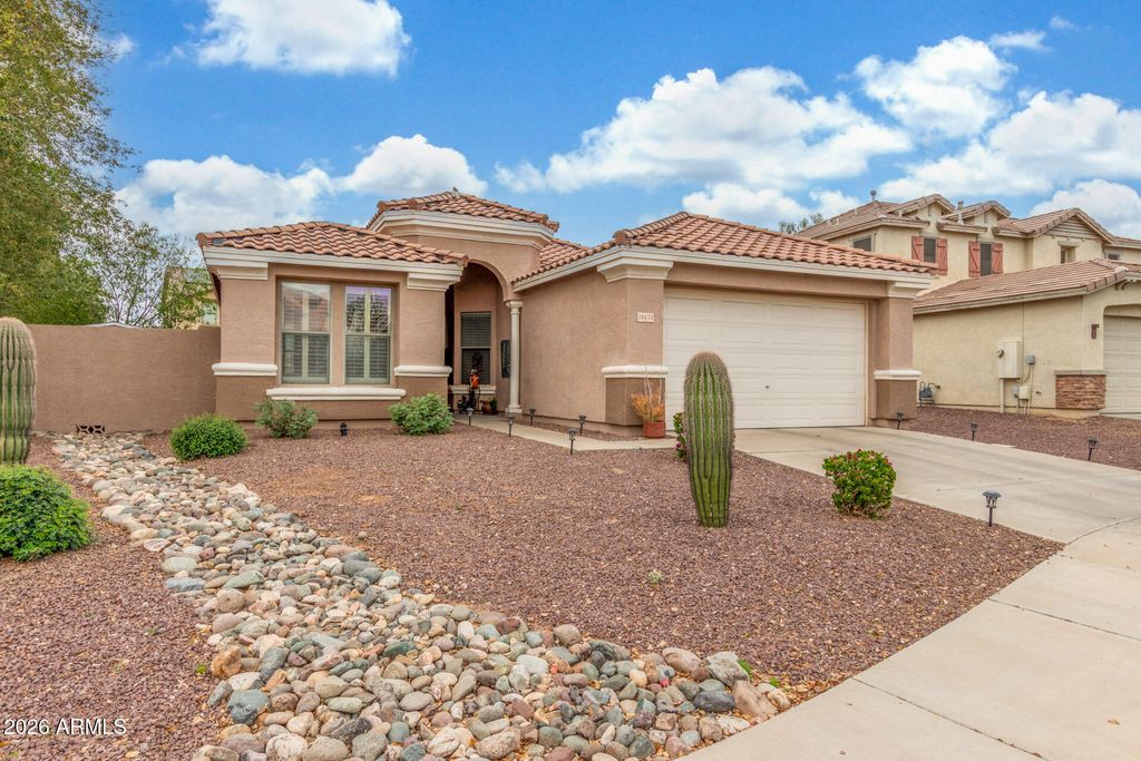16470 W PRICKLY PEAR Trail, Surprise, AZ 85387