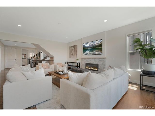10859 Greycliffe Dr, Littleton, CO 80126
