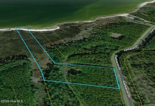 151 Garbacon Drive, Beaufort, NC 28516