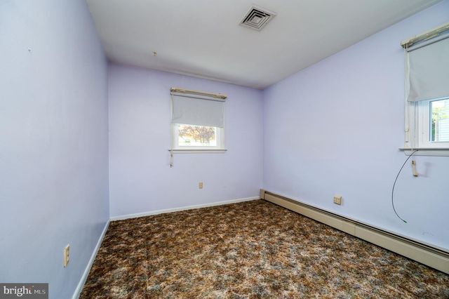 220 MAPLE SPRINGS DR, Birdsboro, PA 19508