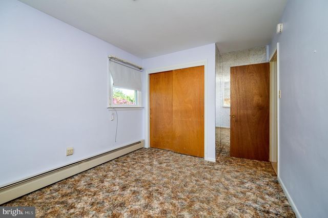 220 MAPLE SPRINGS DR, Birdsboro, PA 19508