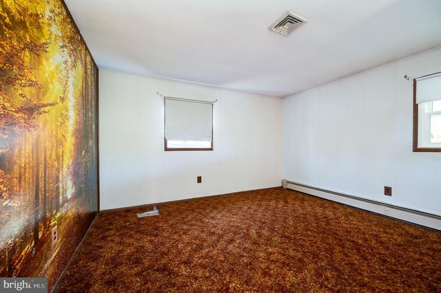 220 MAPLE SPRINGS DR, Birdsboro, PA 19508