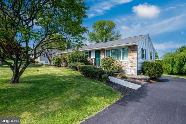 220 MAPLE SPRINGS DR, Birdsboro, PA 19508