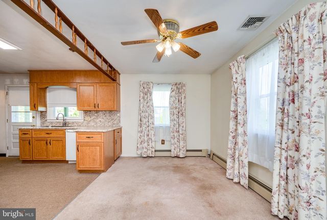 220 MAPLE SPRINGS DR, Birdsboro, PA 19508