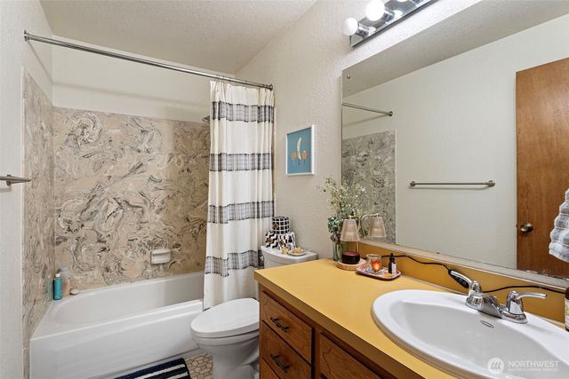 6013 4th Avenue NW, Seattle, WA 98107