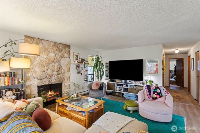 6013 4th Avenue NW, Seattle, WA 98107