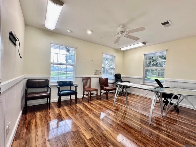318 E Cornerview St, Gonzales, LA 70737