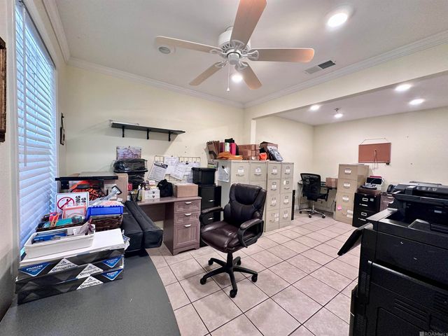 318 E Cornerview St, Gonzales, LA 70737
