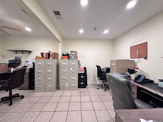 318 E Cornerview St, Gonzales, LA 70737
