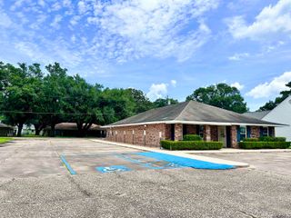 318 E Cornerview St, Gonzales, LA 70737
