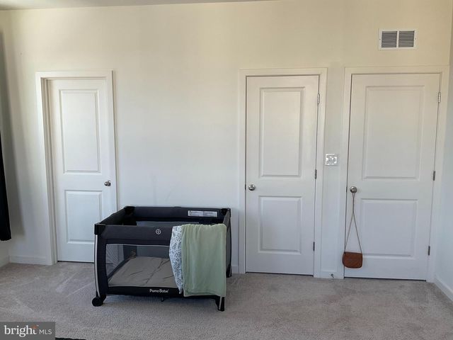 45968 SWALLOW TER, Sterling, VA 20165