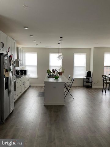 45968 SWALLOW TER, Sterling, VA 20165