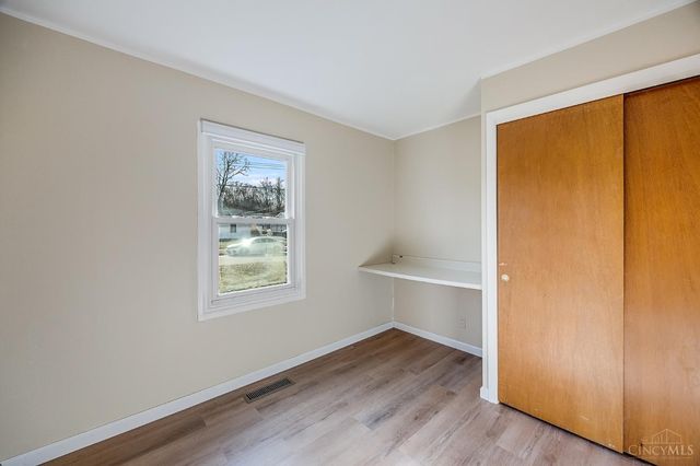 143 Flintstone Drive, Harrison, OH 45030