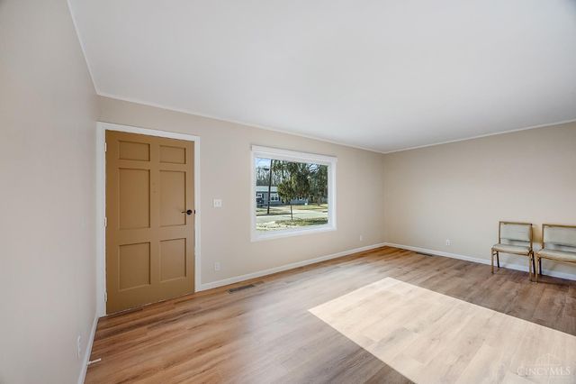 143 Flintstone Drive, Harrison, OH 45030