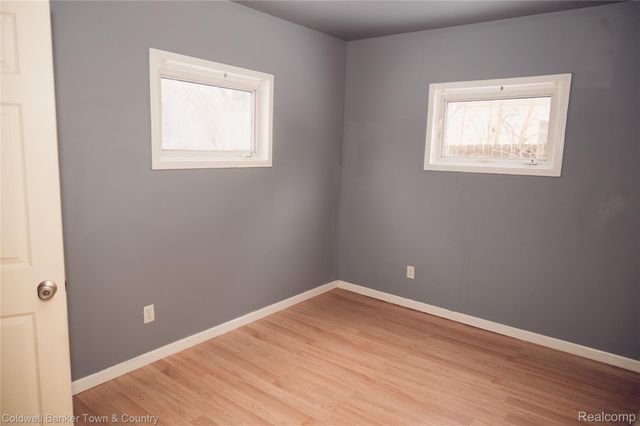 1733 WESTWOOD Drive, Troy, MI 48083