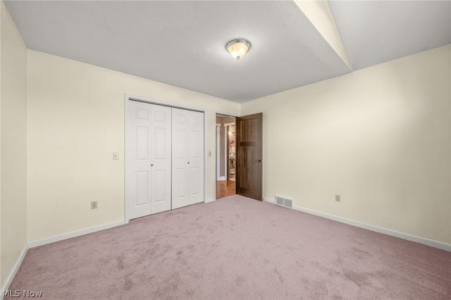 6031 Woodcrest Avenue NE, Canton, OH 44721