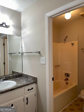 5882 Sheldon Court, Atlanta, GA 30349