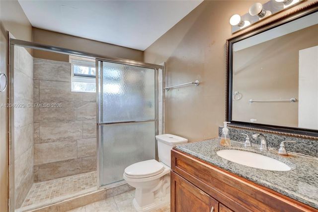 350 Sunshine Dr, Coconut Creek, FL 33066