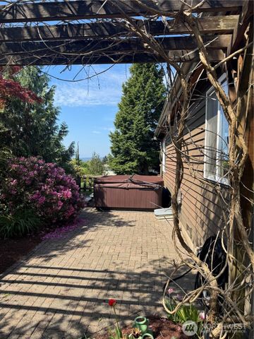 7718 78th Place NE, Marysville, WA 98270