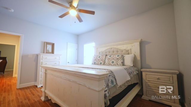 927 Periwinkle Lane, Foley, AL 36535