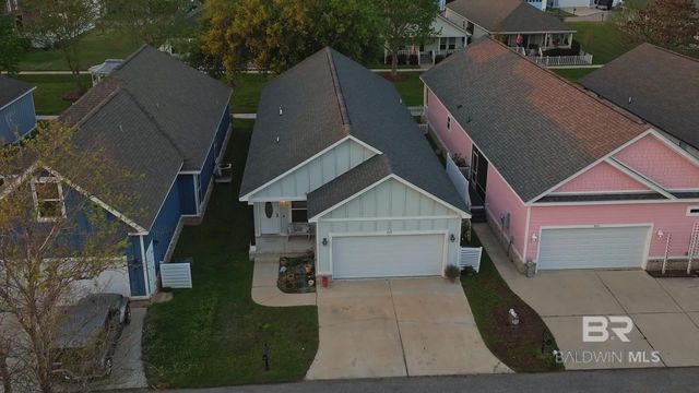 927 Periwinkle Lane, Foley, AL 36535