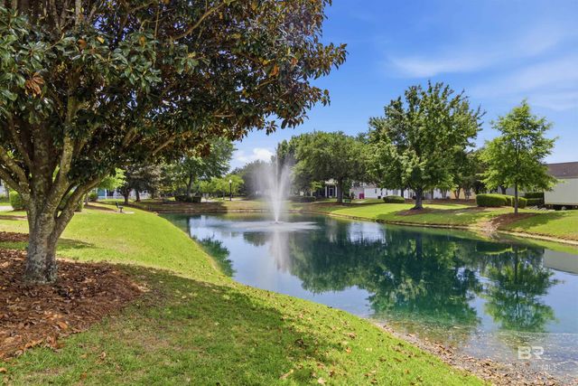 927 Periwinkle Lane, Foley, AL 36535