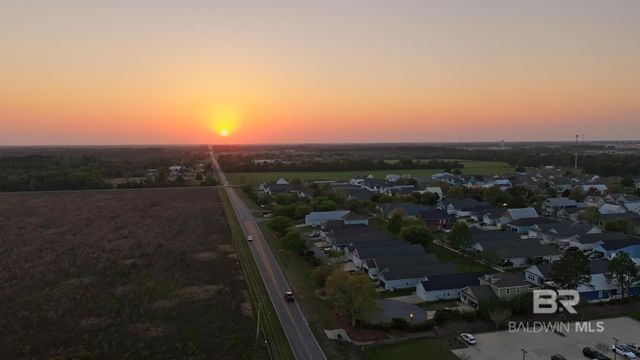 927 Periwinkle Lane, Foley, AL 36535