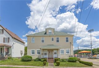242-244 Center St, Springdale Boro, PA 15144