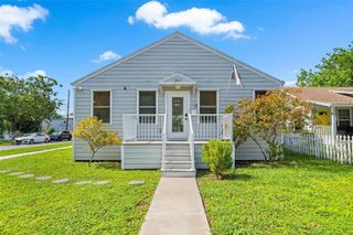 1500 9TH AVENUE N, St Petersburg, FL 33705