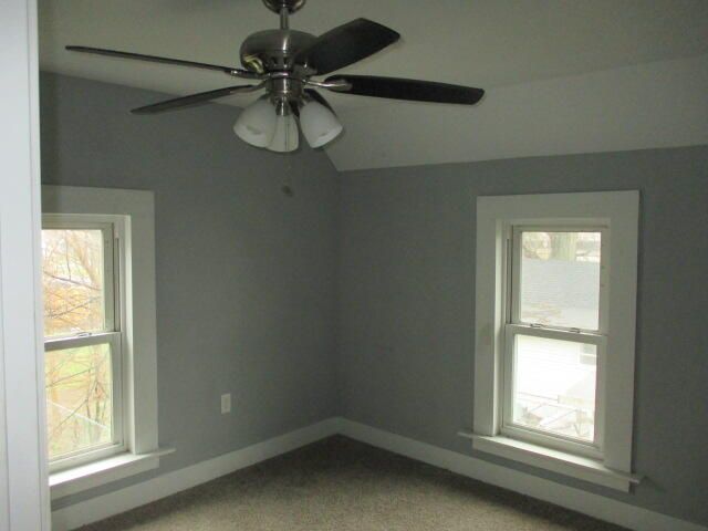 120 Hillsborough Street, Hartford, MI 49057