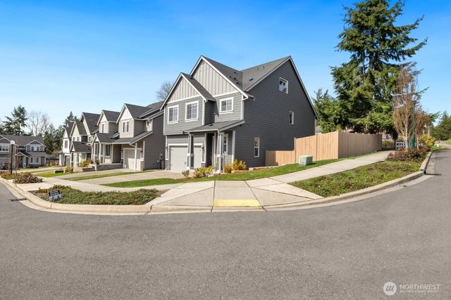 15240 SE 255th Court, Covington, WA 98042