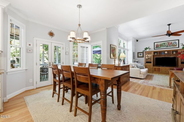 6 King William Court, Raleigh, NC 27613